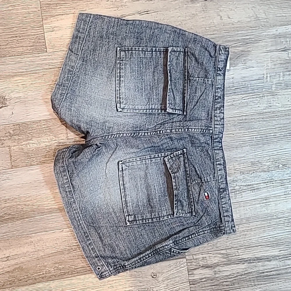 Tommy Hilfiger‎ Jean Shorts​ - Picture 5 of 7